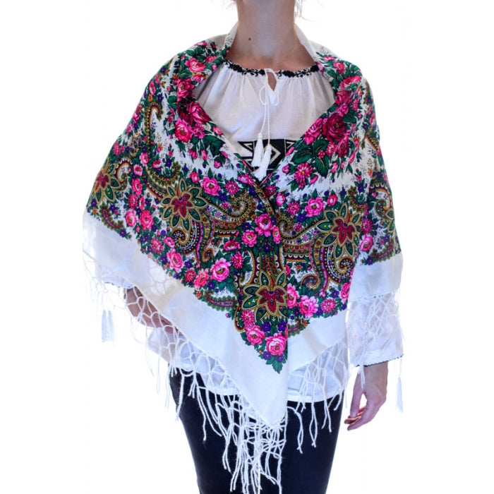 Batic traditional ciucuri alb2