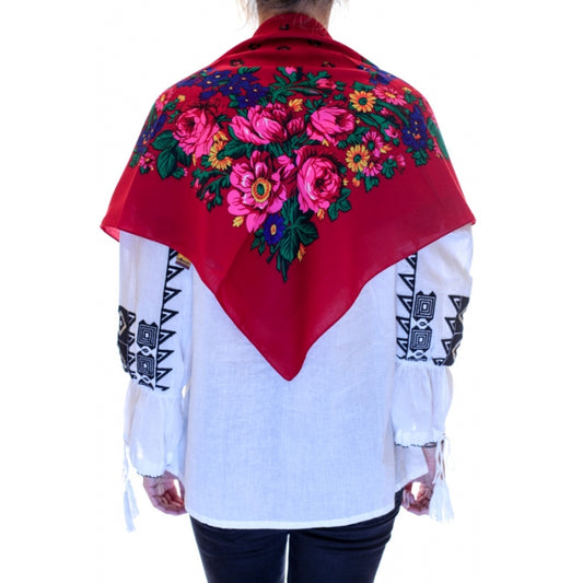 Batic traditional cu motive florale rosu