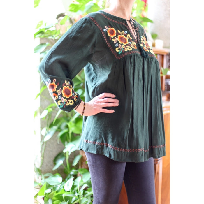 Bluza brodata verde broderie multicolora