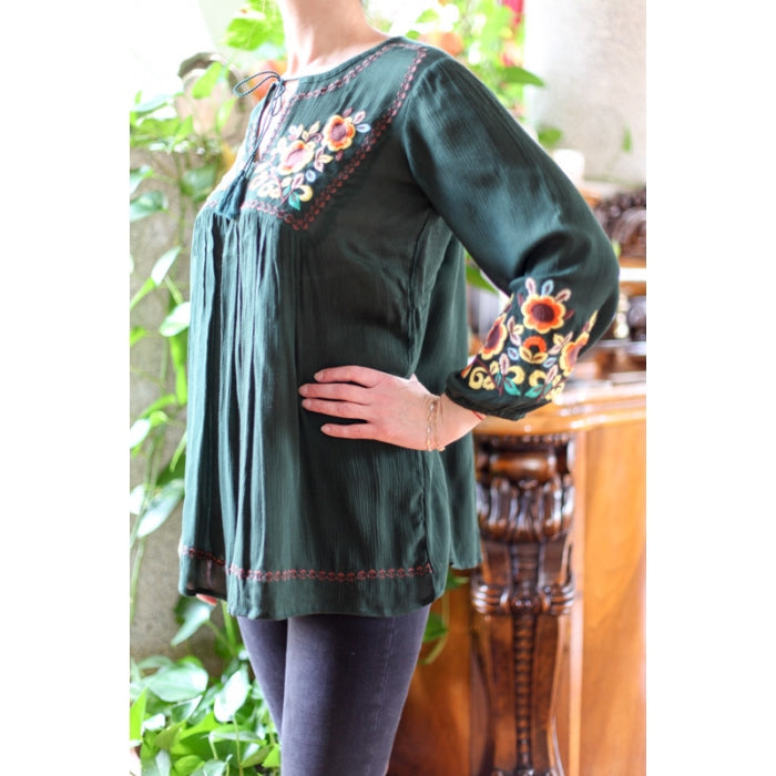Bluza brodata verde broderie multicolora