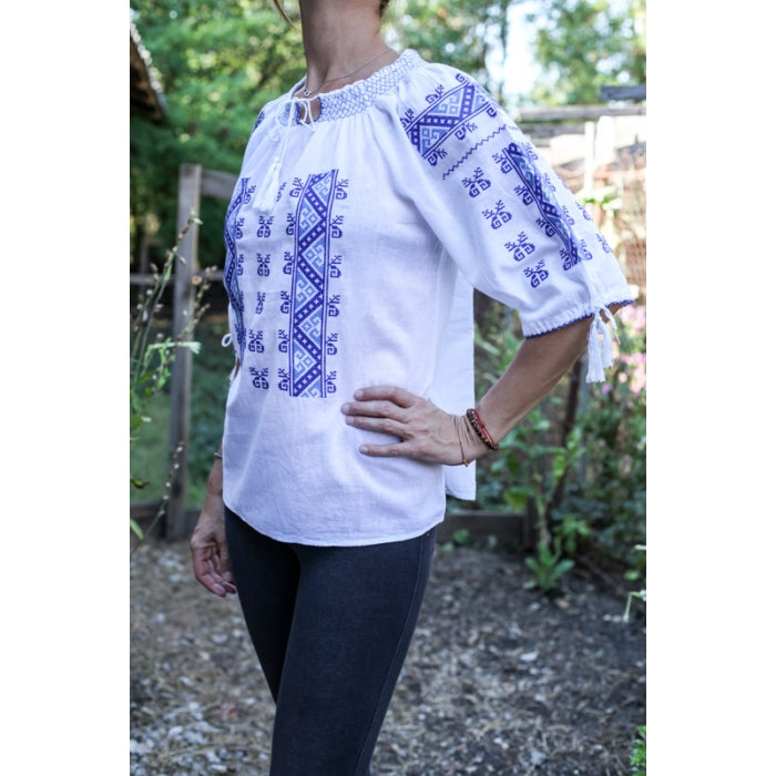 Ie Traditionala Agafia2