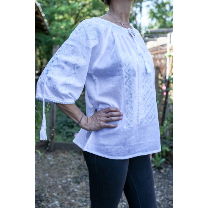 Ie Traditionala Aleksandra