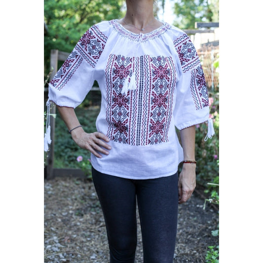 Ie Traditionala Aliona