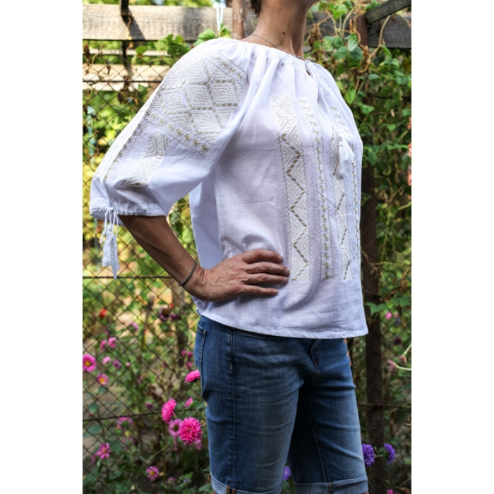 Ie Traditionala Amarissa