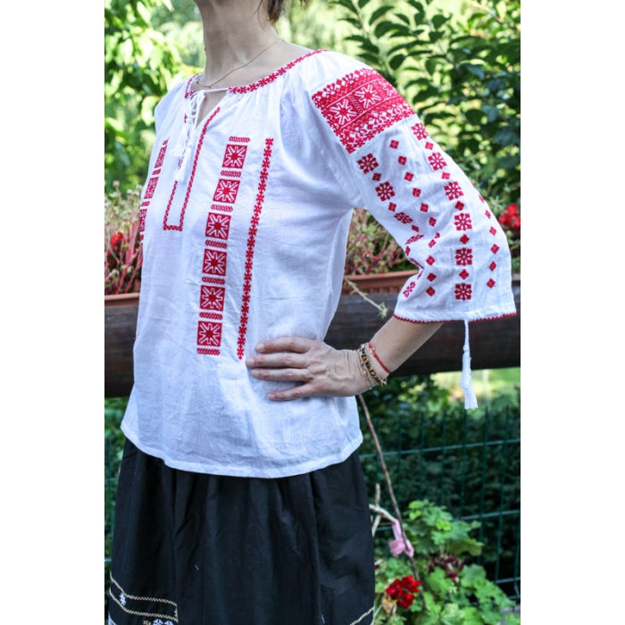 Ie Traditionala Amna10