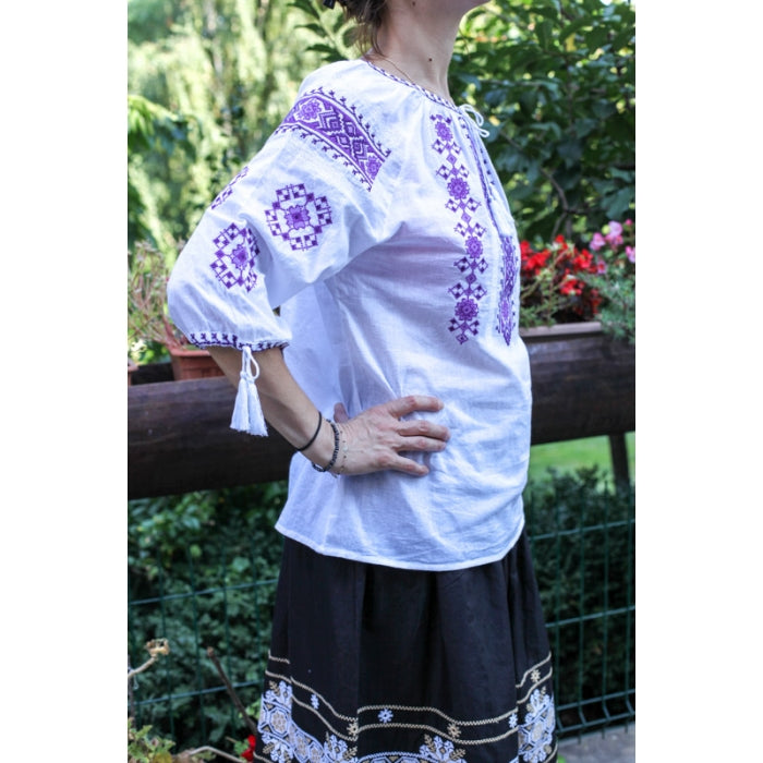 Ie Traditionala Amna12