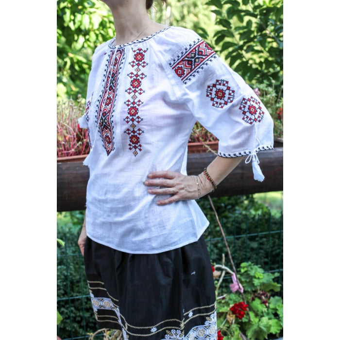 Ie Traditionala Amna12