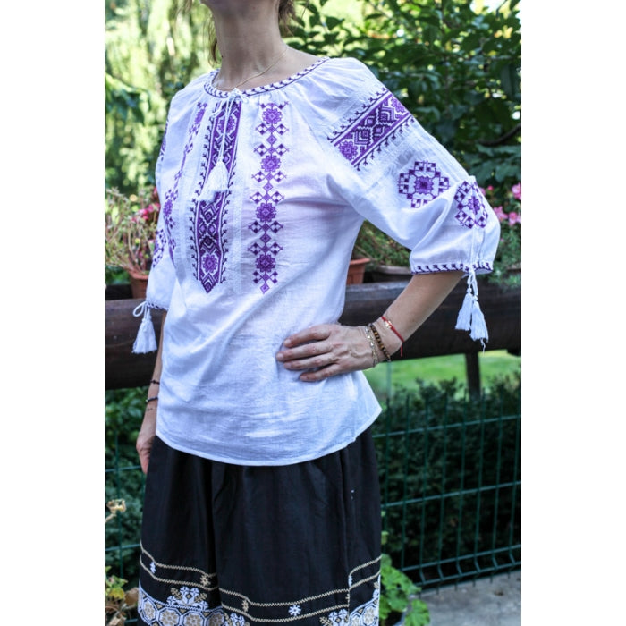 Ie Traditionala Amna12