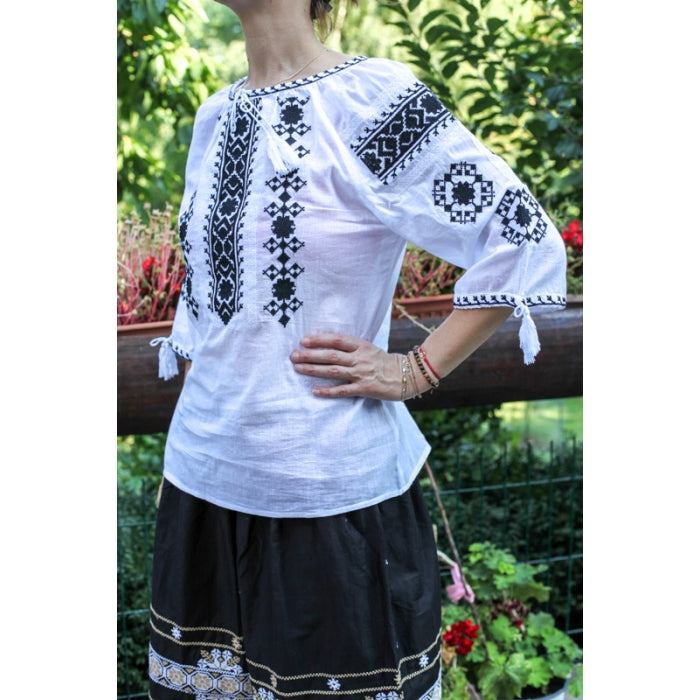 Ie Traditionala Amna13