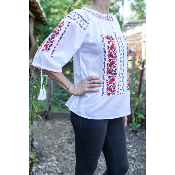 Ie Traditionala Ariana