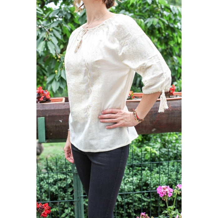 Ie Traditionala Bej Ana