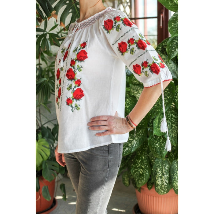 Ie Traditionala Corina4