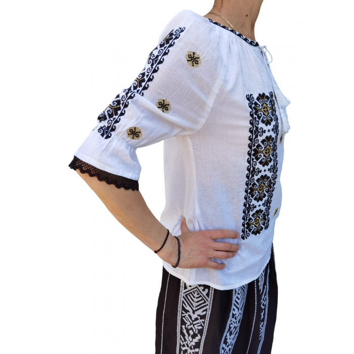 Ie Traditionala Cristina6