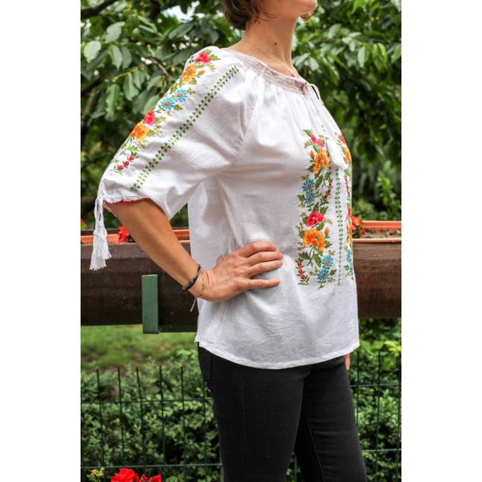 Ie Traditionala  cu flori