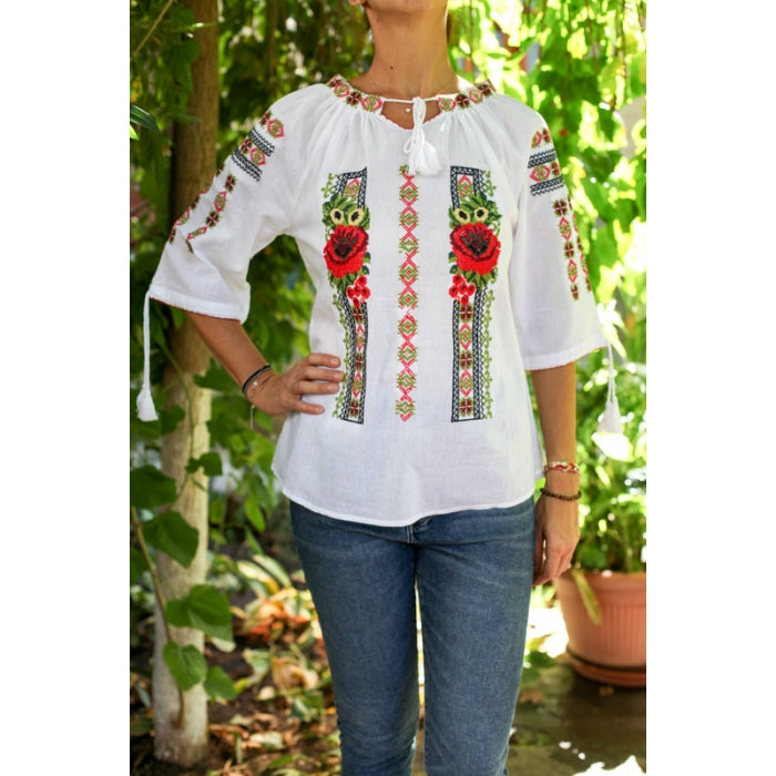 Ie Traditionala cu maci