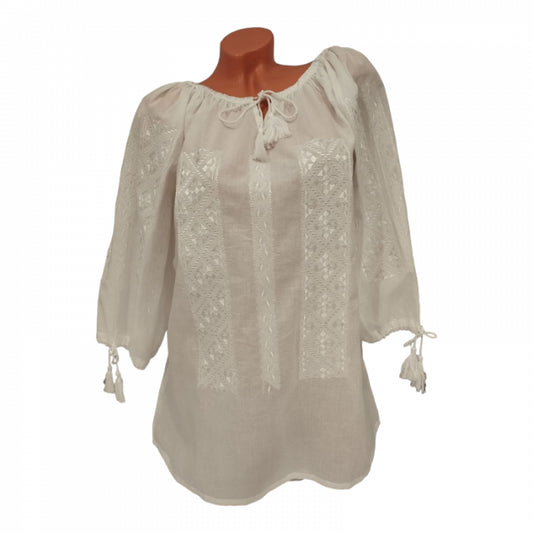 Ie Traditionala Marta11