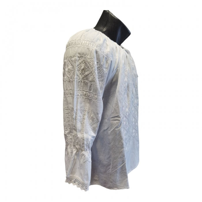 Ie Traditionala Marta18