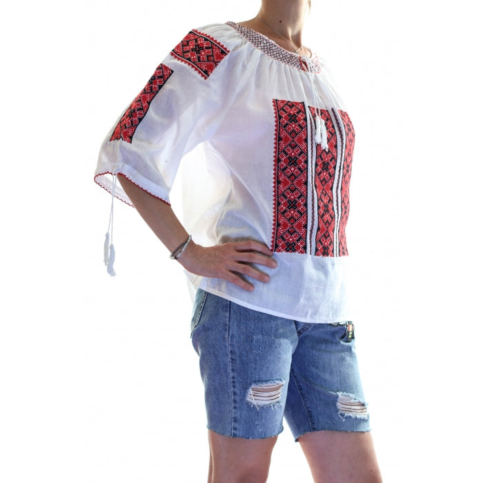 Ie Traditionala Melina