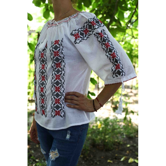 Ie traditionala Mina