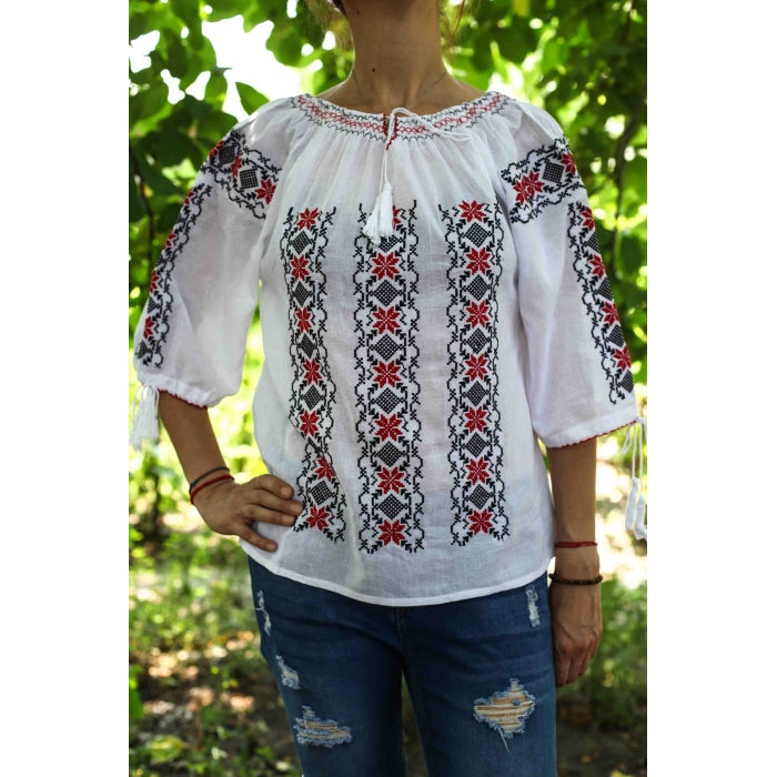 Ie traditionala Mina