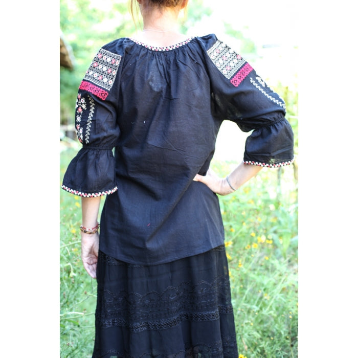 Ie Traditionala Rina2