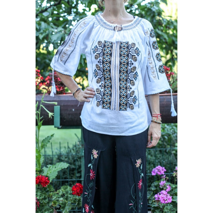 Ie Traditionala Romaneasca Ana