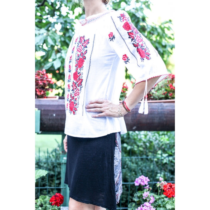 Ie Traditionala Simona4