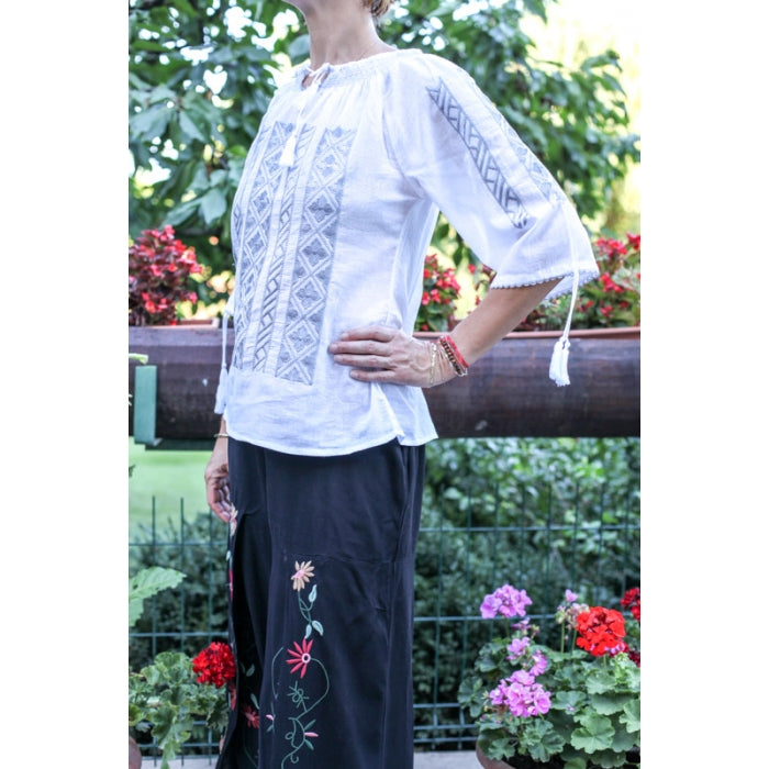 Ie Traditionala Tamara