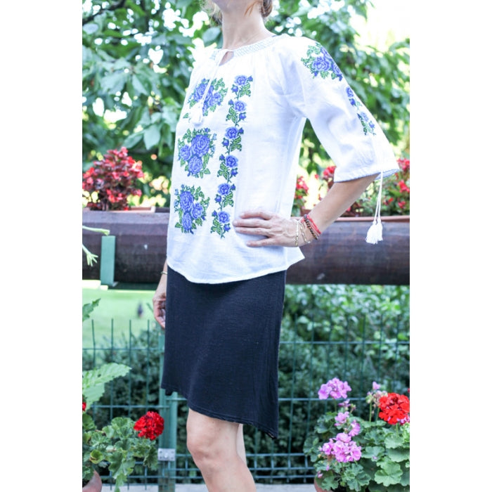 Ie Traditionala Trandafira15