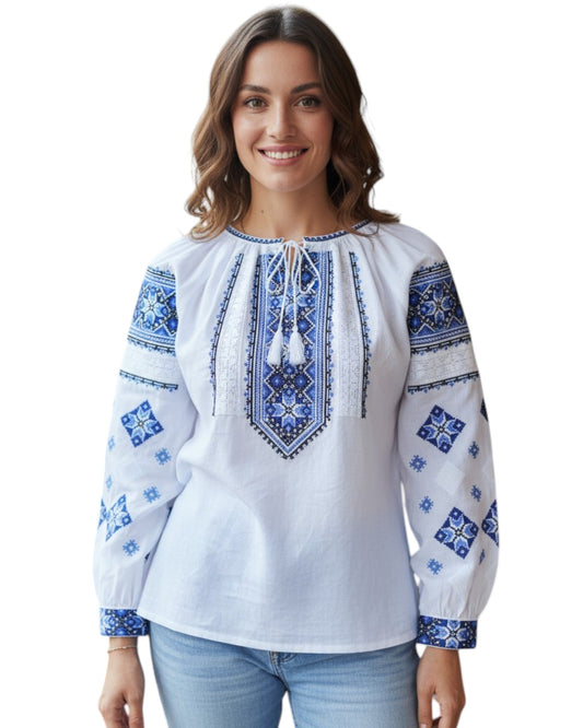 Ie Tradițională Românească Albă cu Broderie Albastră