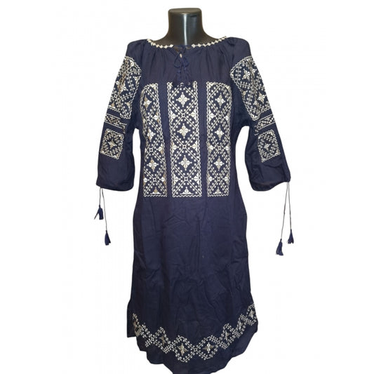 Rochie traditionala brodata cu motive romanesti-Model Ioana5