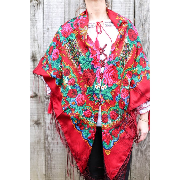 Sal traditinal inflorat rosu franjuri