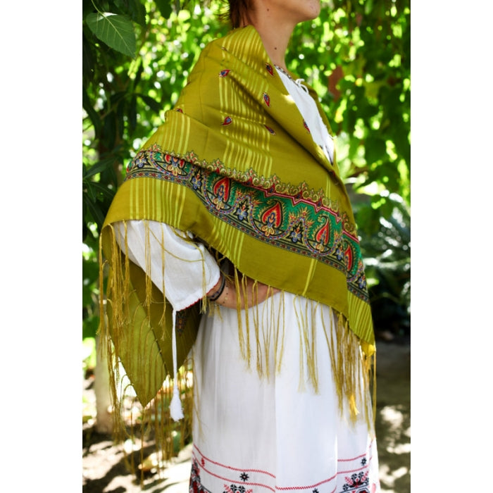 Batic traditional Amanda verinil