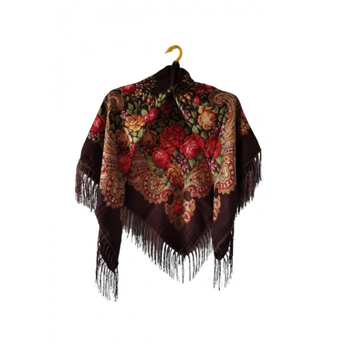 Batic traditional maro cu flori si franjuri