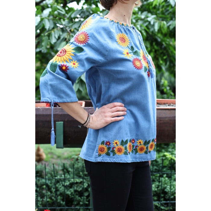 Bluza Brodata cu motive Traditionale2