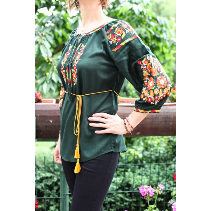 Ie Traditionala Adelina