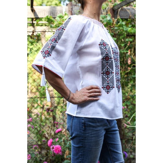 Ie Traditionala Albera