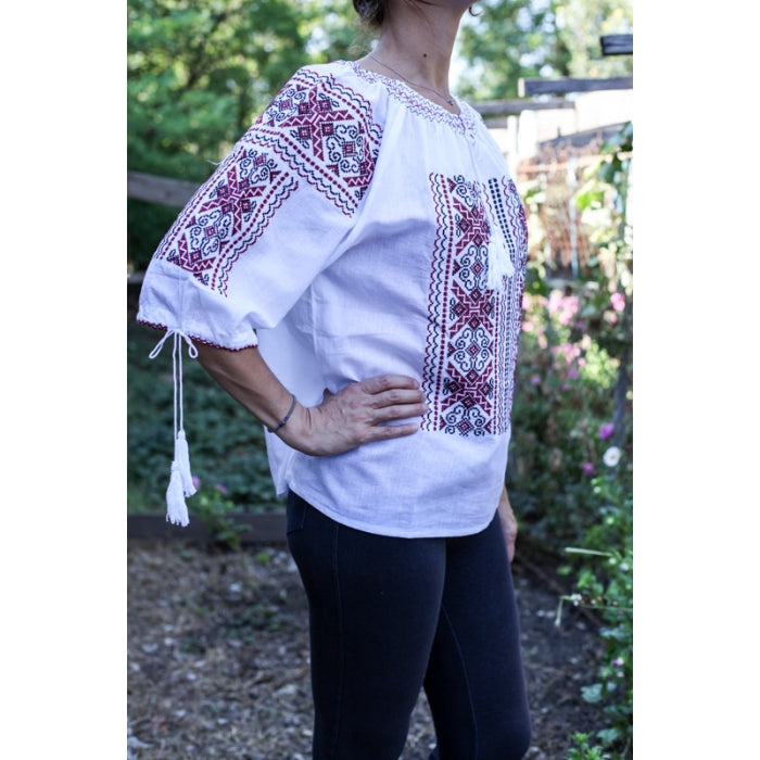 Ie Traditionala Aliona