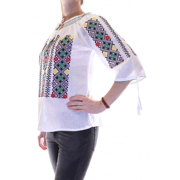 Ie Traditionala Amedeea2