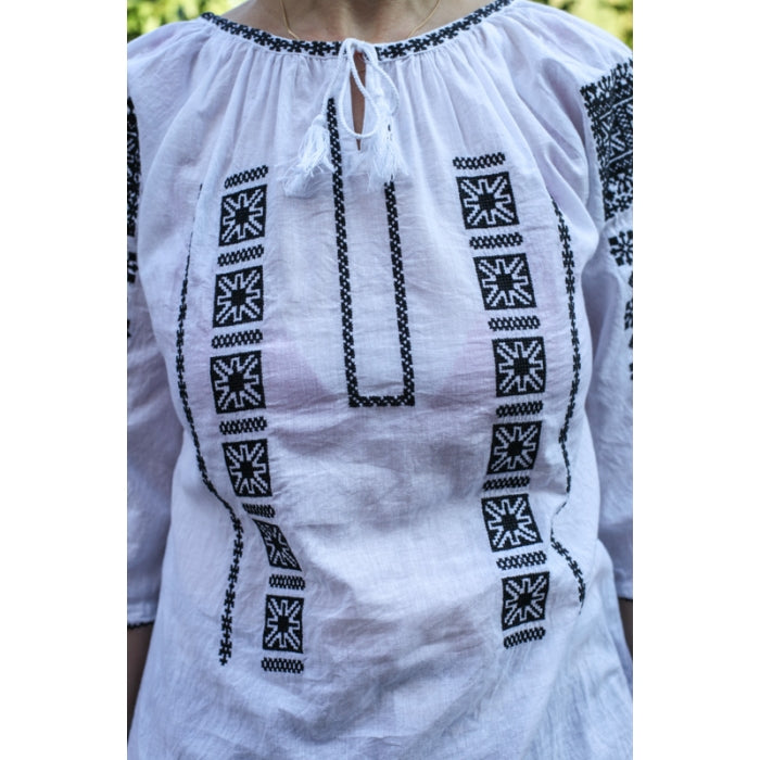 Ie Traditionala Amna10