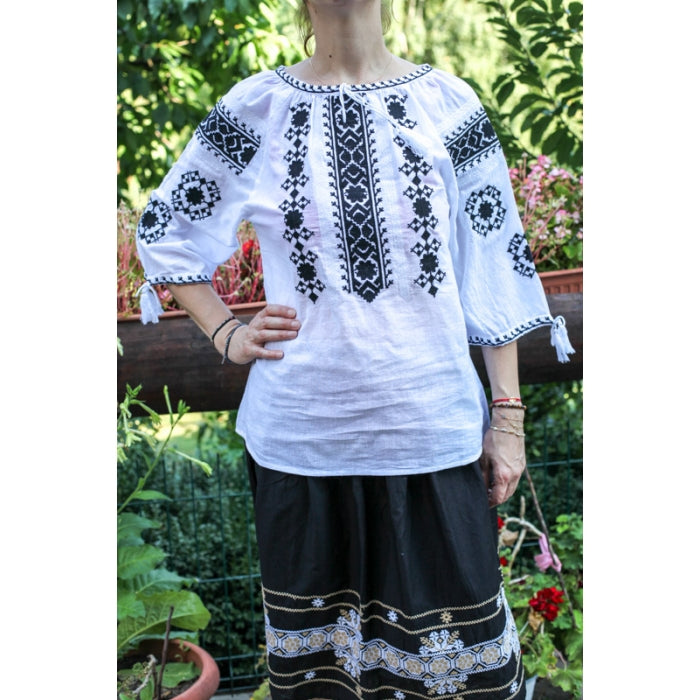 Ie Traditionala Amna13