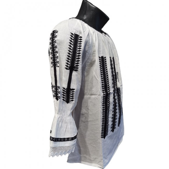 Ie Traditionala Andrada111