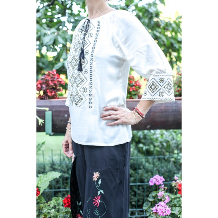 Ie Traditionala Anemona1