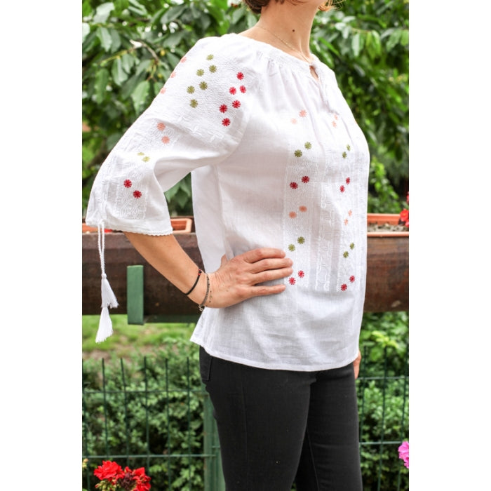 Ie Traditionala Anisia2