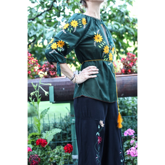 Ie Traditionala Carmen