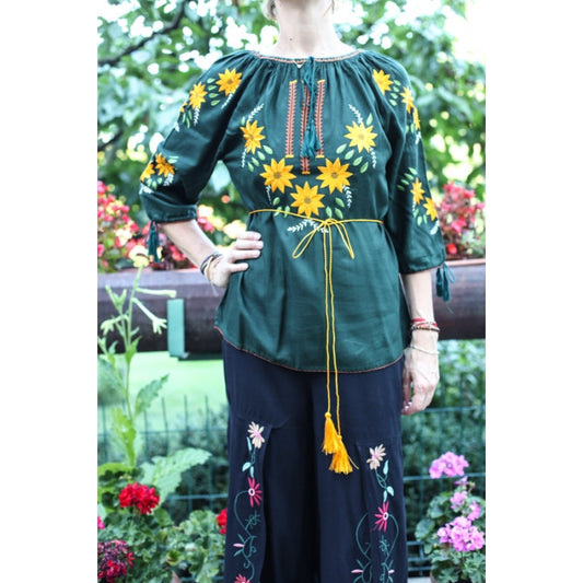 Ie Traditionala Carmen