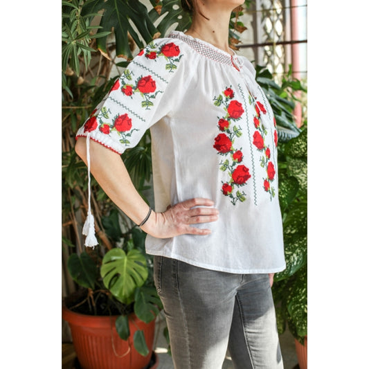 Ie Traditionala Corina4