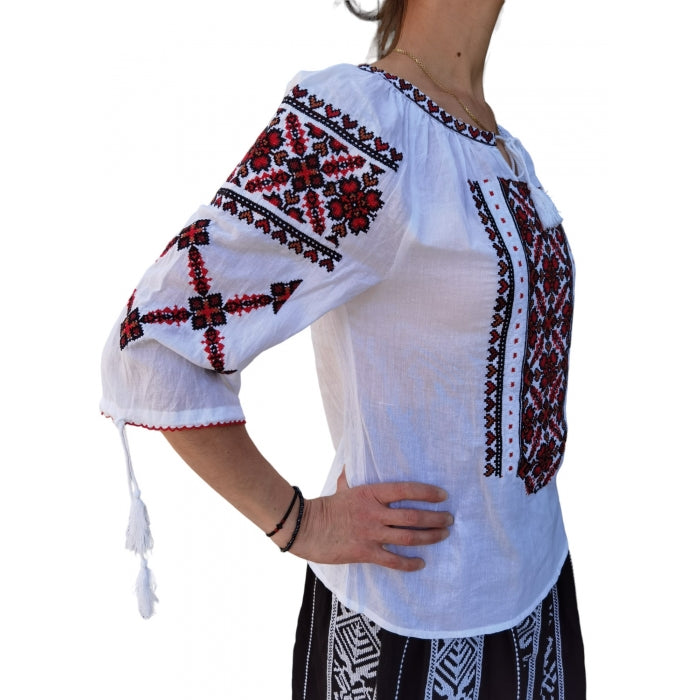 Ie Traditionala Cristina16