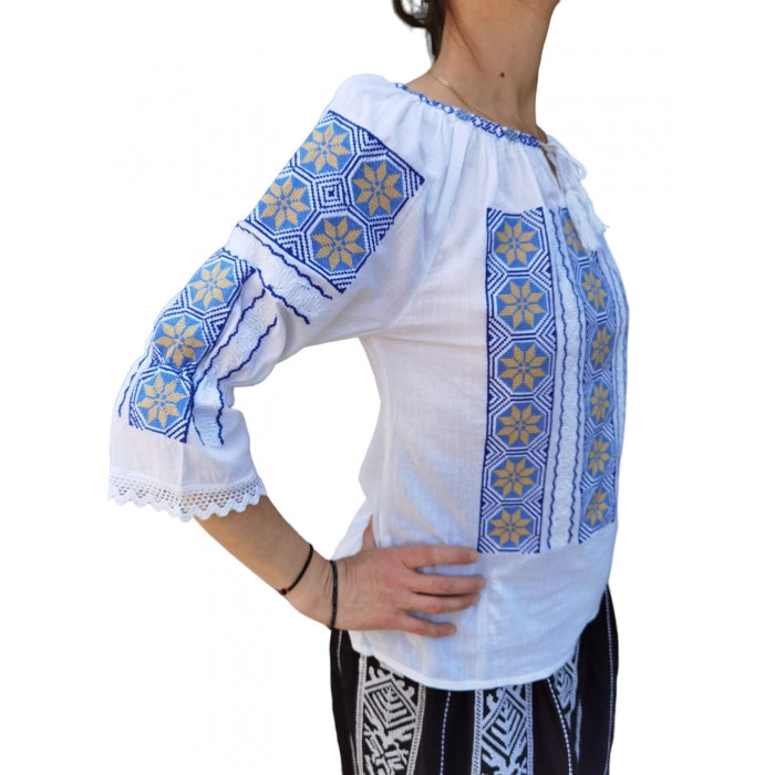 Ie Traditionala Cristina7