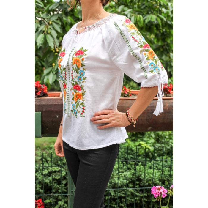 Ie Traditionala  cu flori